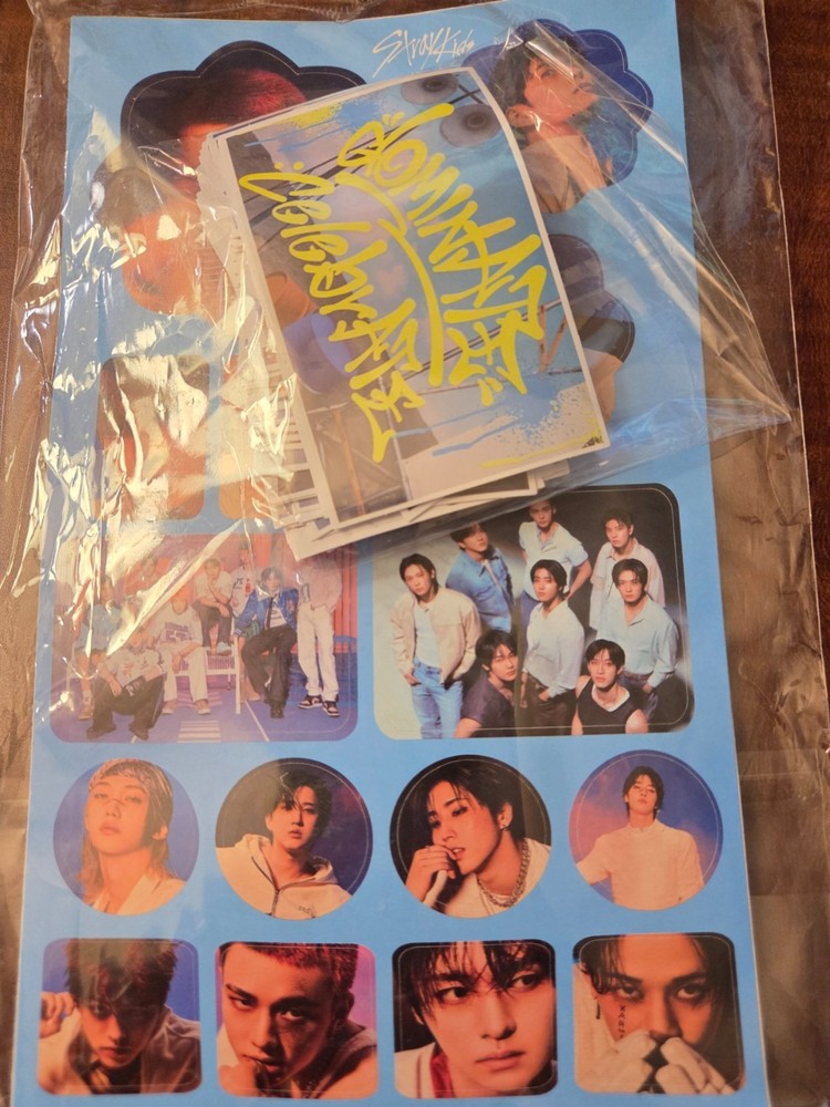 Stray Kids Sticker Set 300pcs