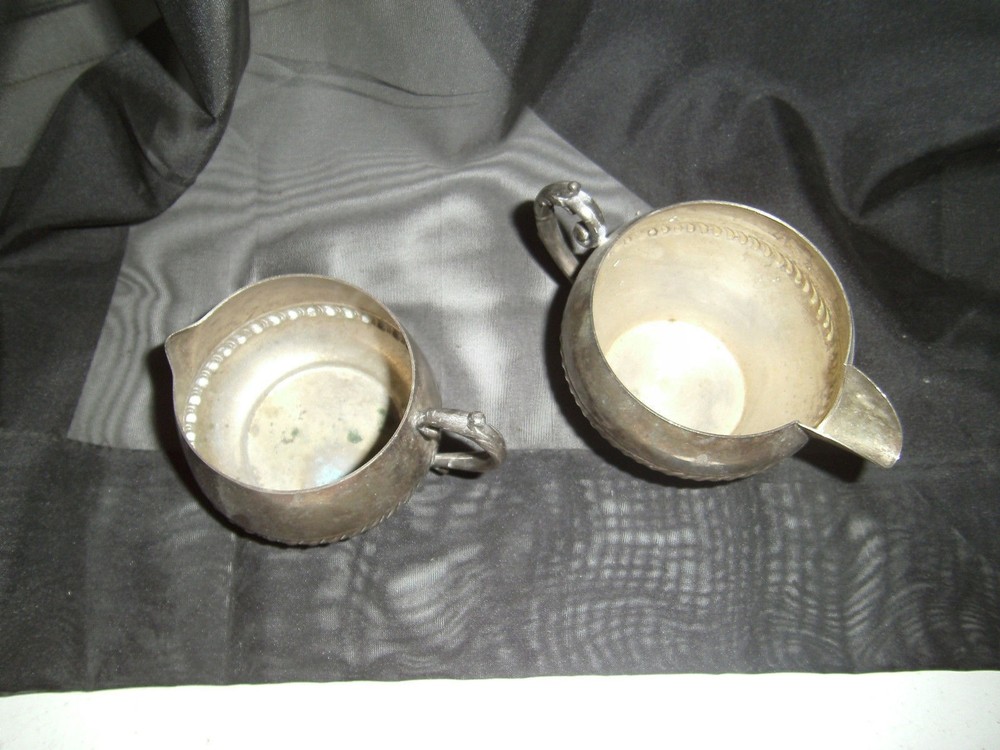 Silverplate creamers Scroll Design Sheridan? Beautiful Design Set of 2 different
