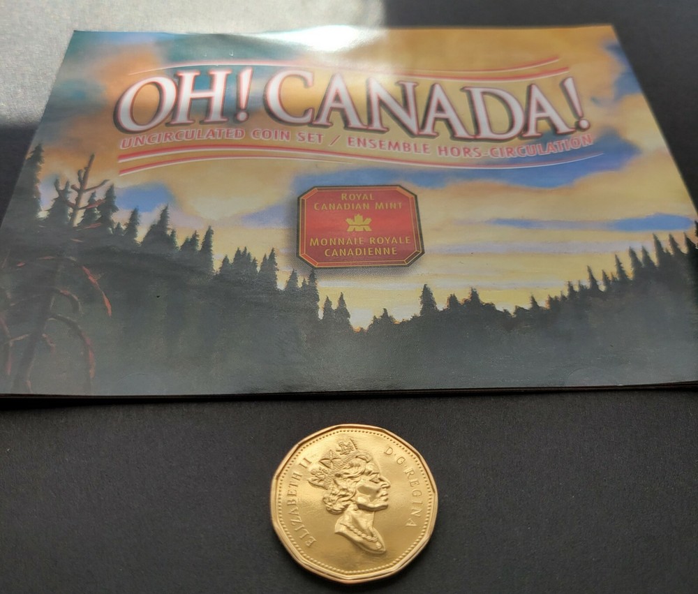 ***CANADA LOONIE 2000 *** FROM MINT SETS *** BETTER DATE ***