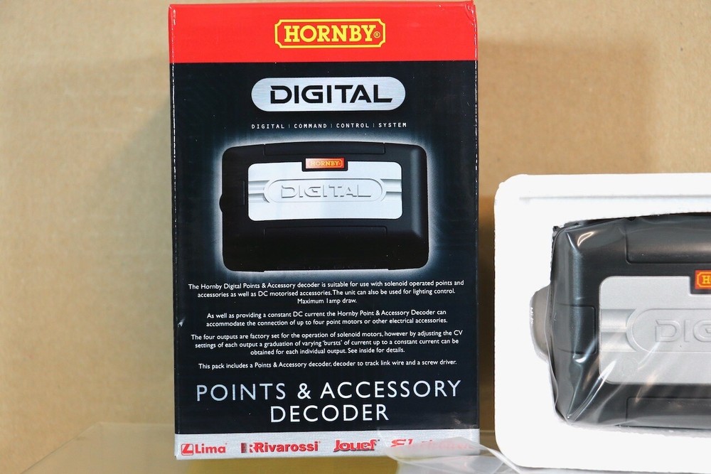 Hornby R8247 Electric D'Oo Gauge Dots & Accessory Od Decoder