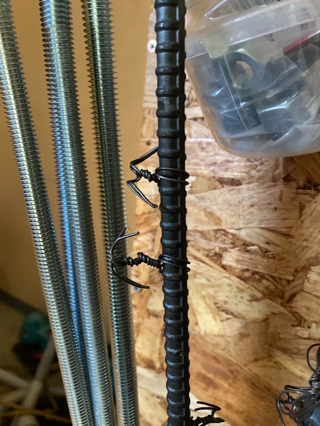 MAX RB-440T-B2C Rebar Tier tying machine W/ Battery x2, Charger RB440T 【Tested】