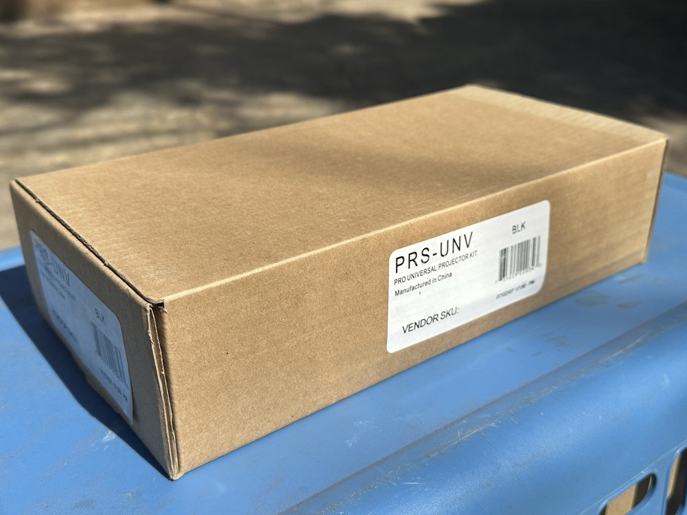 Pro Universal Projector Kit PRS-UNV - Black