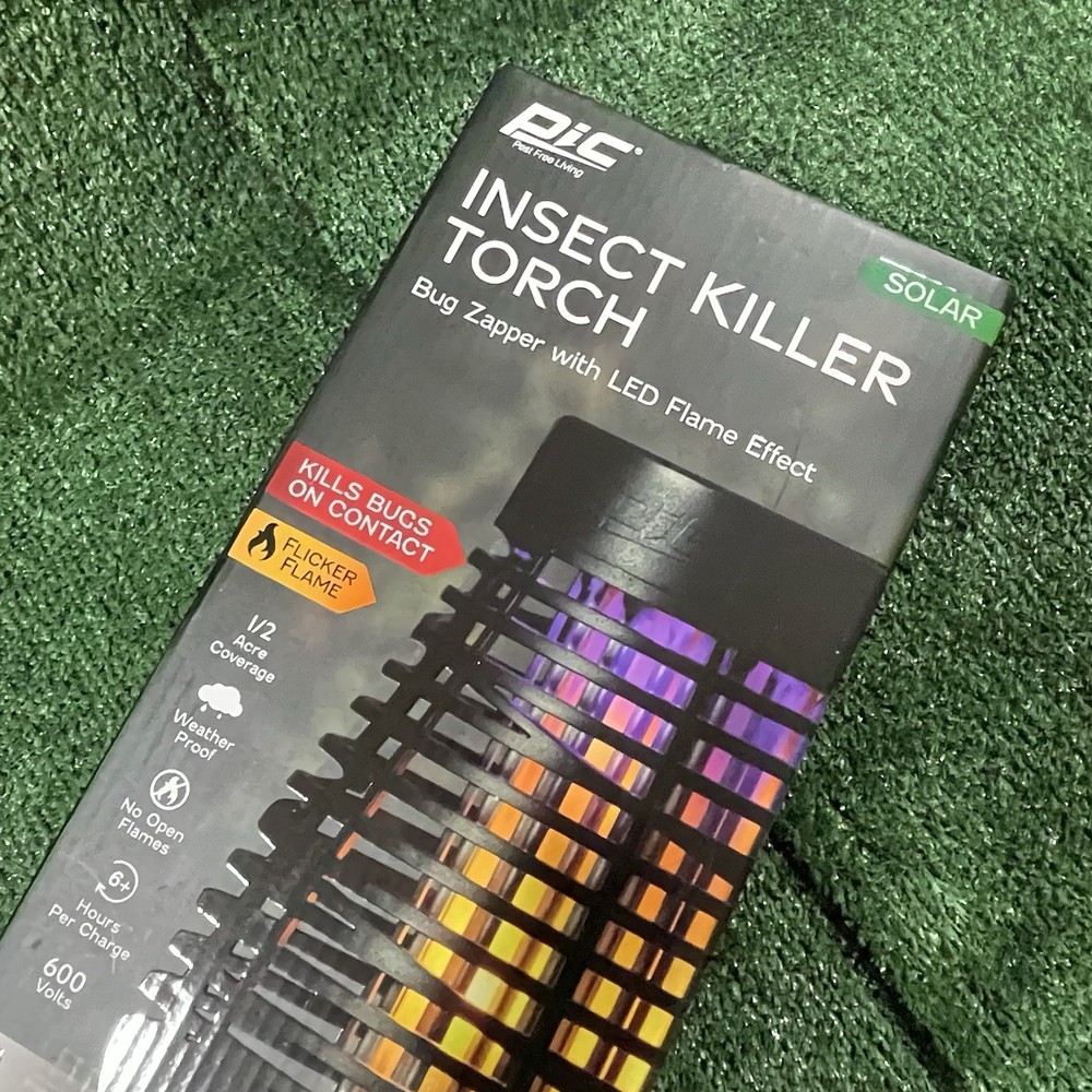 Insect Killer Torch, Solar Power Bug Zapper With Led Flame Effect New