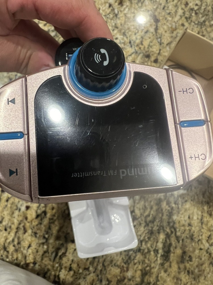 Wireless Car FM Transmitter