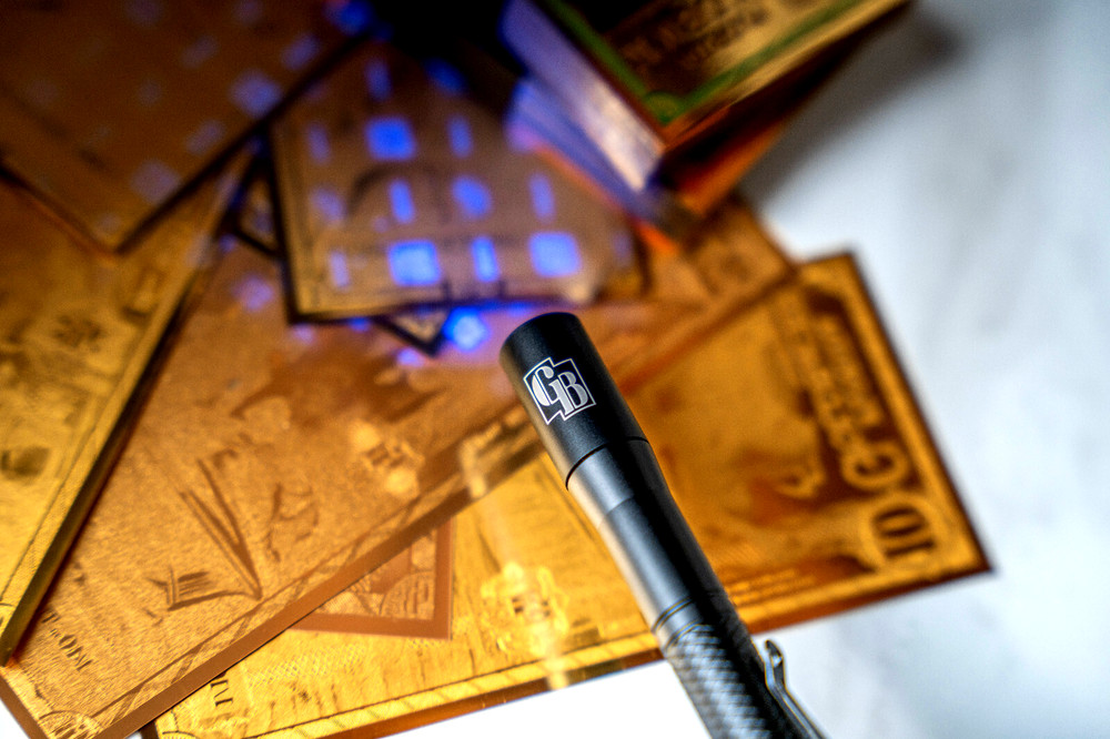 OFFICIAL GOLDBACK 24K GOLD NOTE UV PENLIGHT AUTHENTICATOR