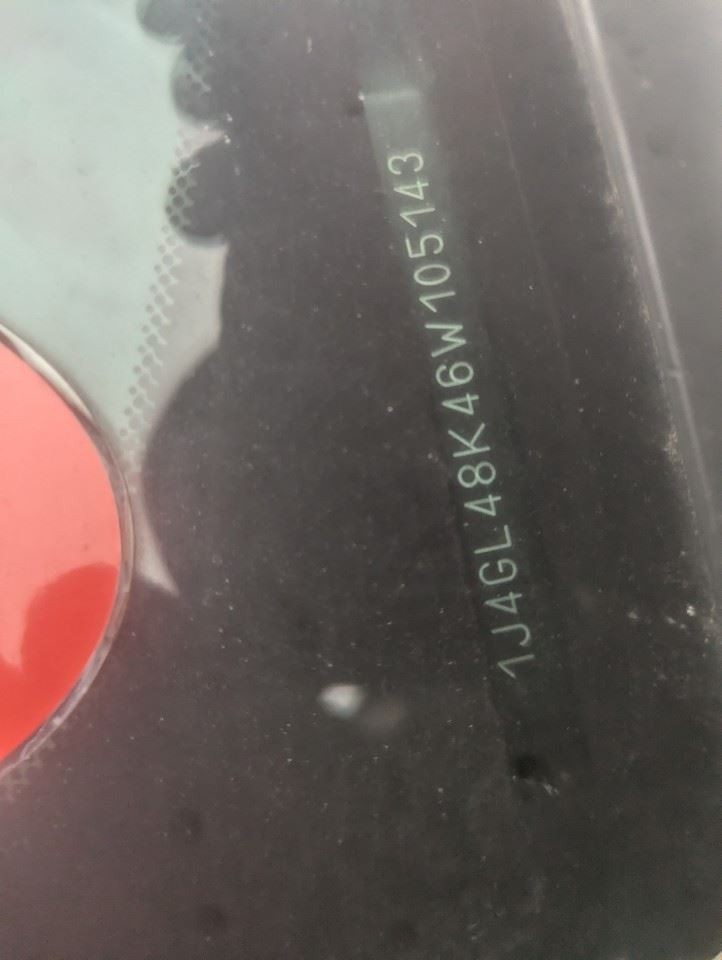 2006 LIBERTY Third Brake Light Tested OEM