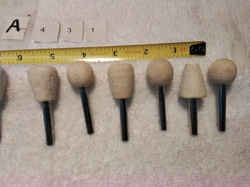 8pc 1/4" SHANK FELT POLISHING BOB'S