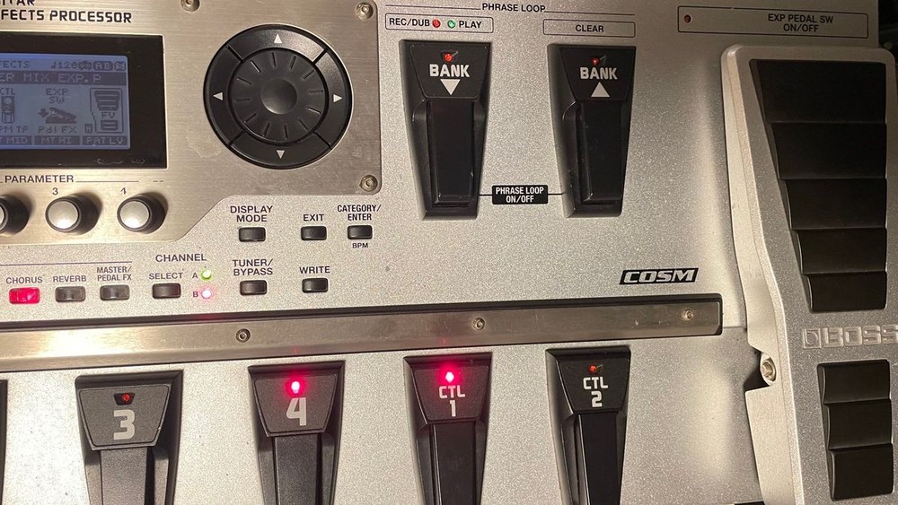 Boss GT-10 Guitar Multi Effects Processor COSM Flagship Model Tested Working JP