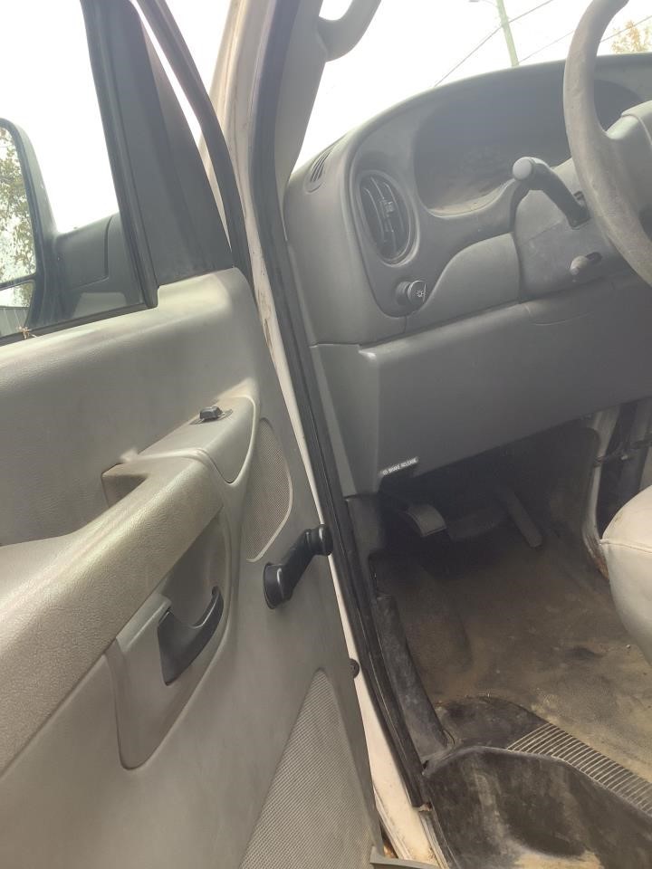Used Fuse Box Engine fits: 2003 Ford E350 VAN Grade A