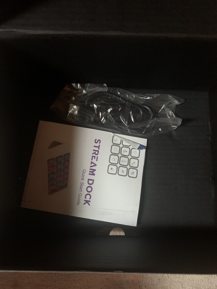 Stream Controller with customizable LCD Macro keys Content Creator & Streaming