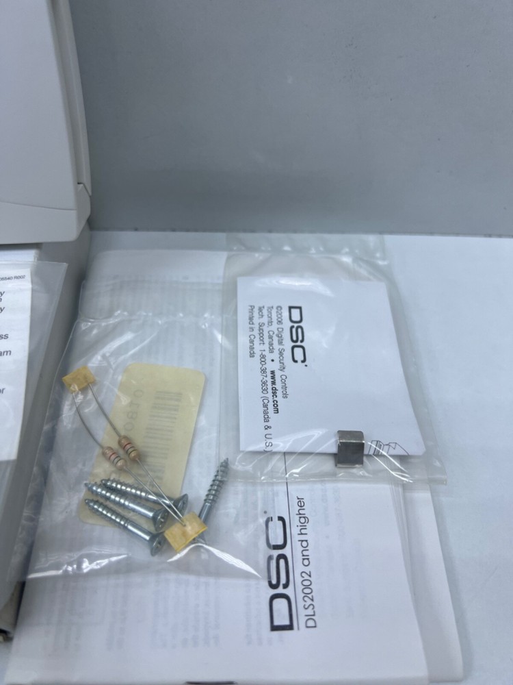 DSC RF5501-433EU , UA352 with Tamper Powerseries Fixed Message Keypad