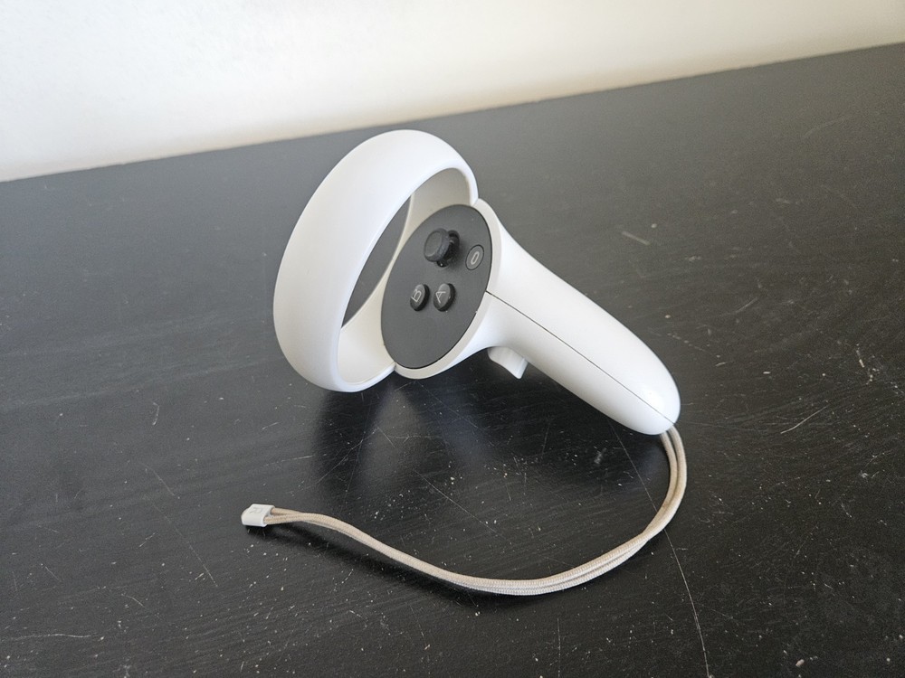 Meta Oculus Quest 2 VR RIGHT Hand Controller Only -Free Shipping
