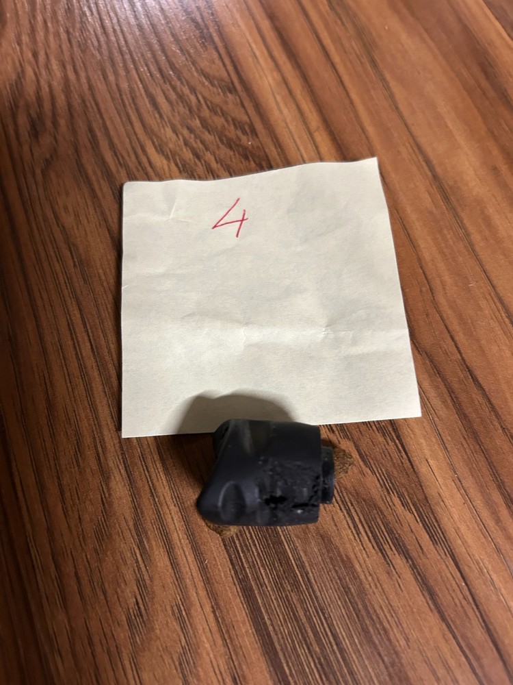 Hoyt String Stopper; Color: Black