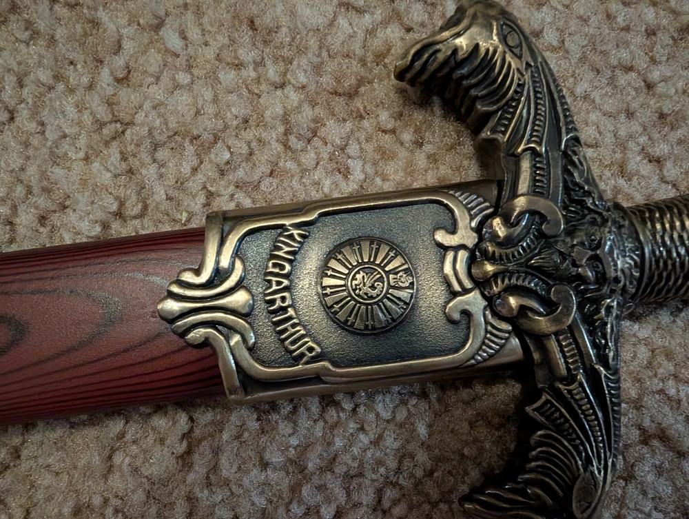 King Arthur's double edged stainless Dagger with scabbard
