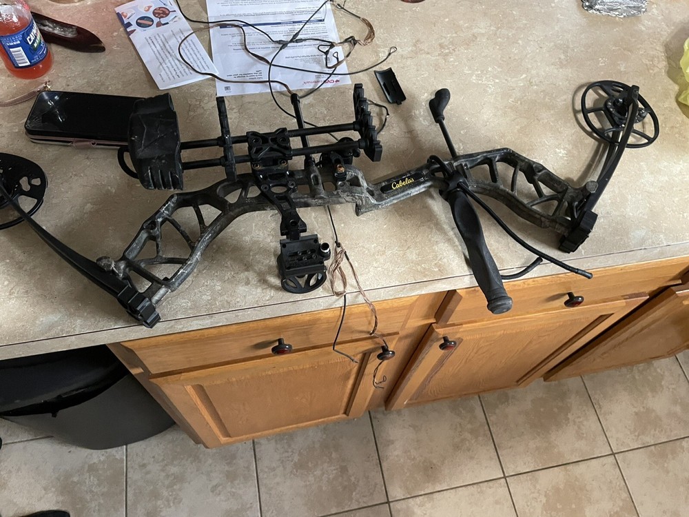 Cabela’s Uproar Bow