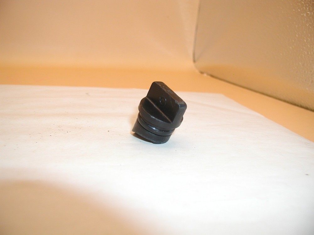 Kingman Spyder Compact Paintball Gun - Plug