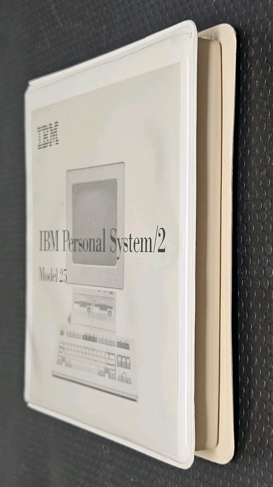 IBM Personal System/2 Model 25 Hard Clamshell Case Only **NO DISC**