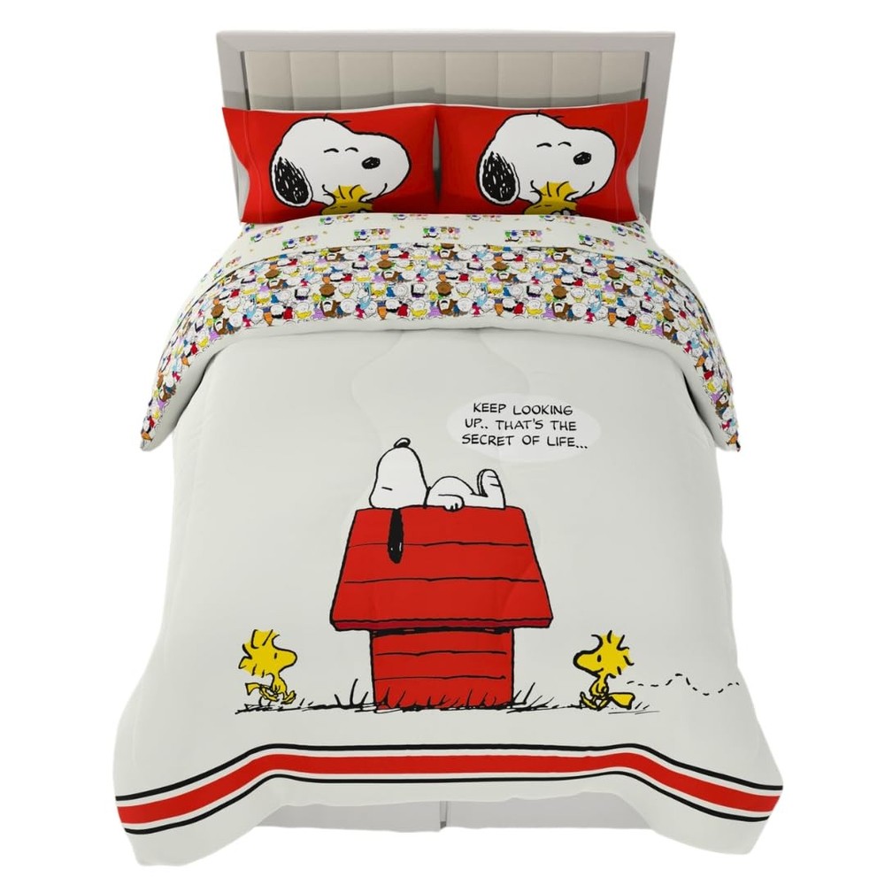 Peanuts Snoopy 5 Piece Queen Size Bedding Set Reversible Comforter Sheets