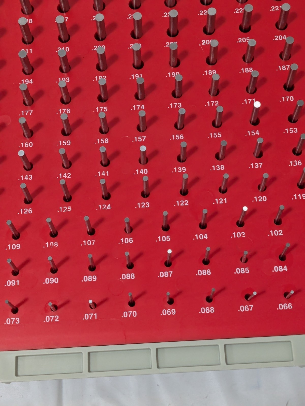 Vermont Gage 190 Pc Class ZZ Plug Gage Set: 0.061 to 0.25" Range 101200400