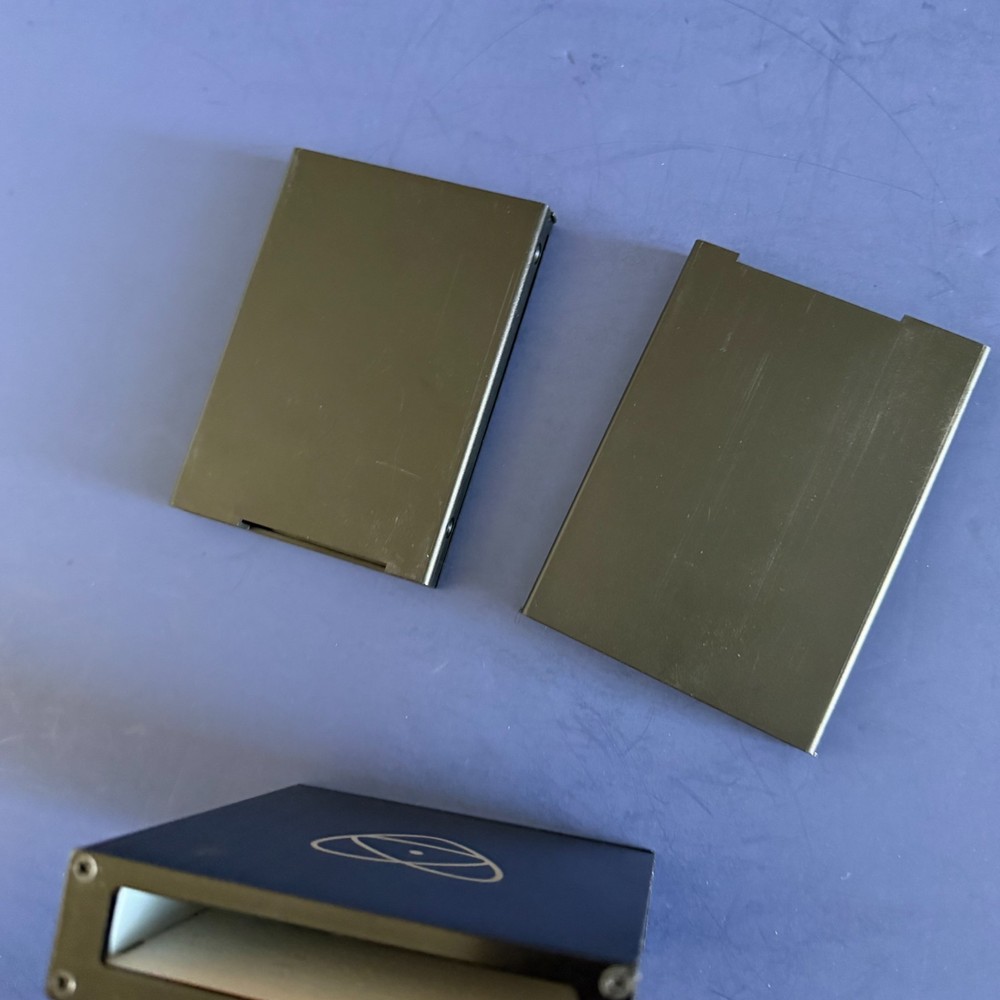 Atomos Ninja 2 SSD Reader (NO POWER SUPPLY) + 2 HHD CADDY EMPTY READ