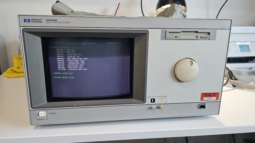 HP 16500B Logic Analysis System