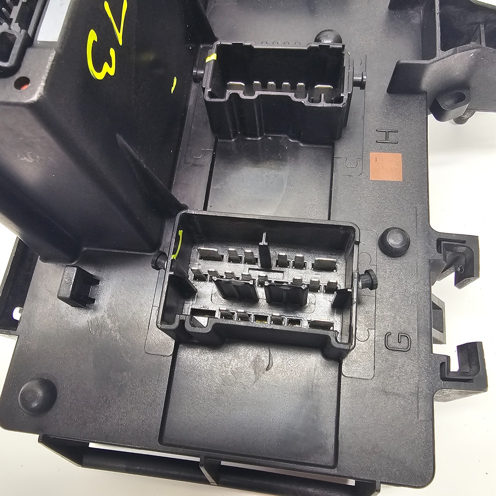 2006-2007 Dodge RAM TIPM Fuse Box TIPM Totally Integrated Power Module SEE NOTE