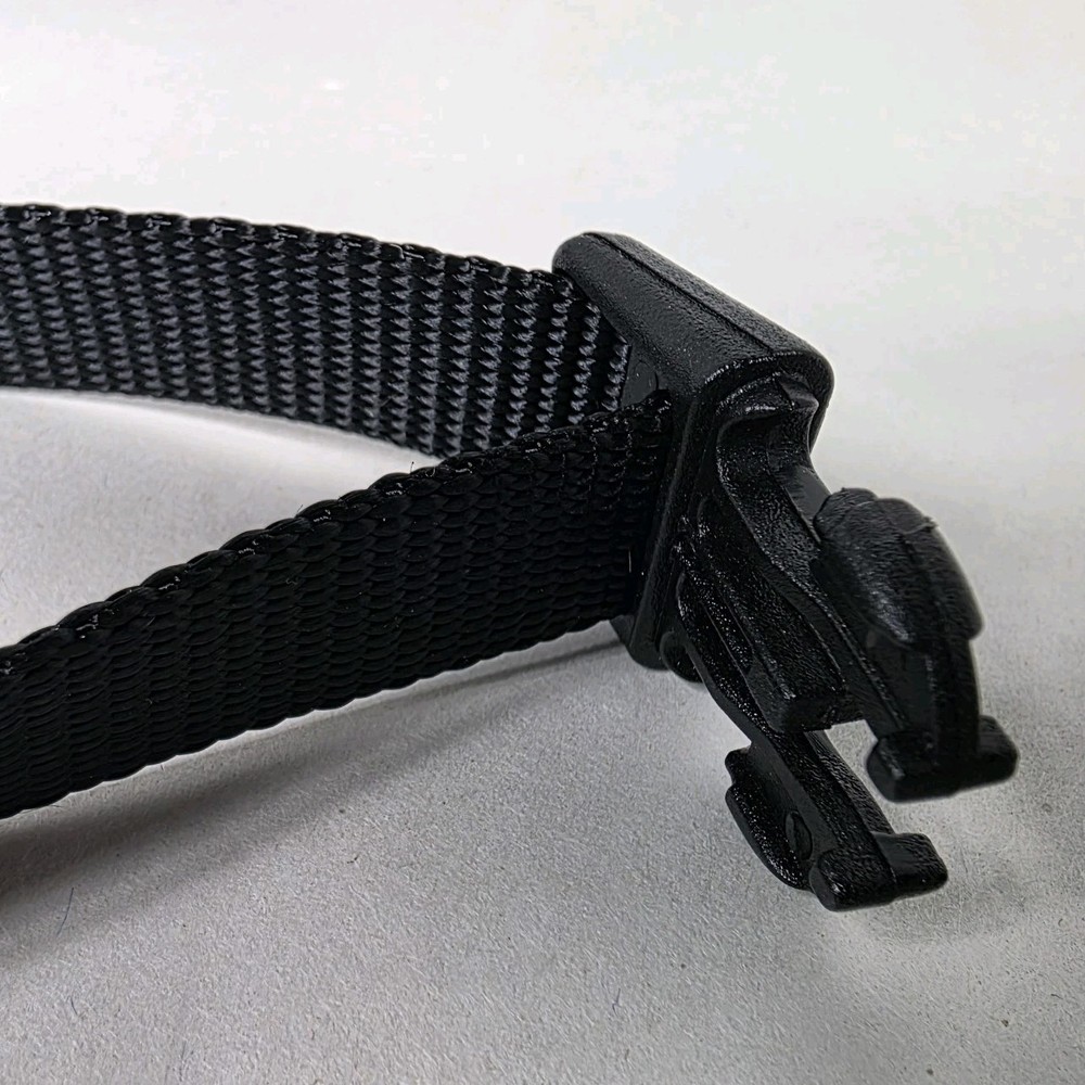 Top Paw Adjustable Mesh Muzzle Medium 24-48lbs Temporary Muzzle Restraint