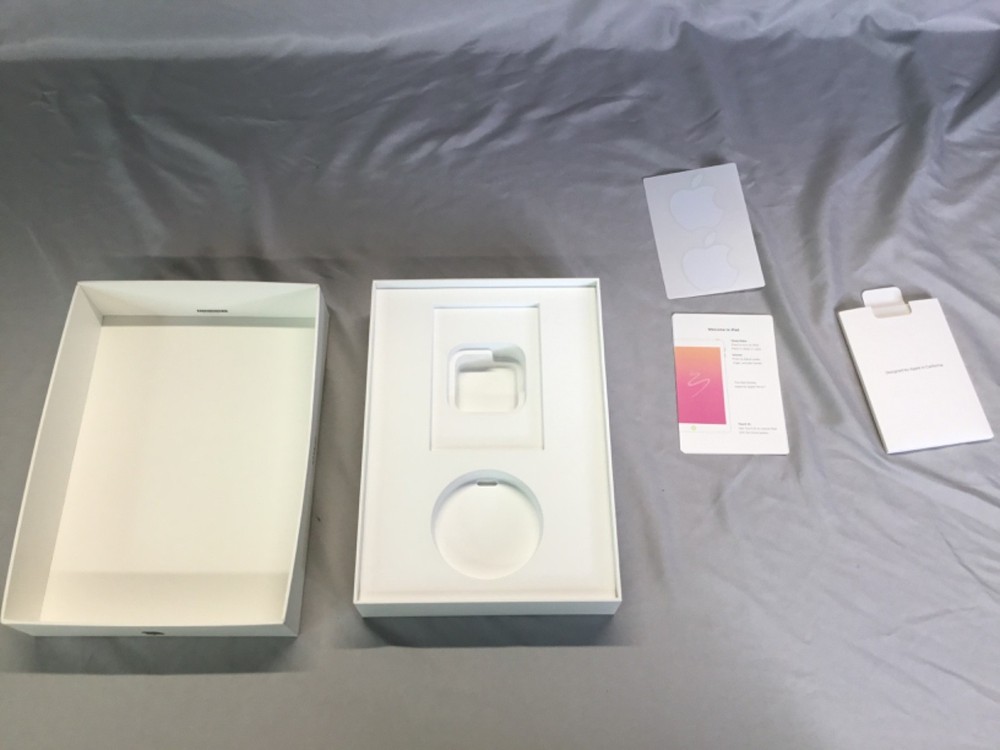 Apple iPad 6Th Generation 32GB Empty Box Only