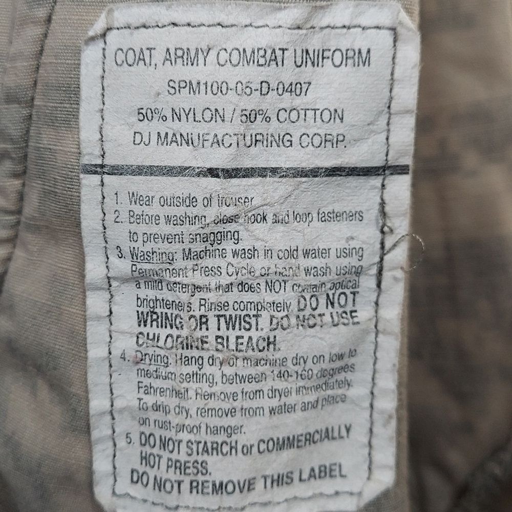 Army Combat Uniform ACU size small regular invM361