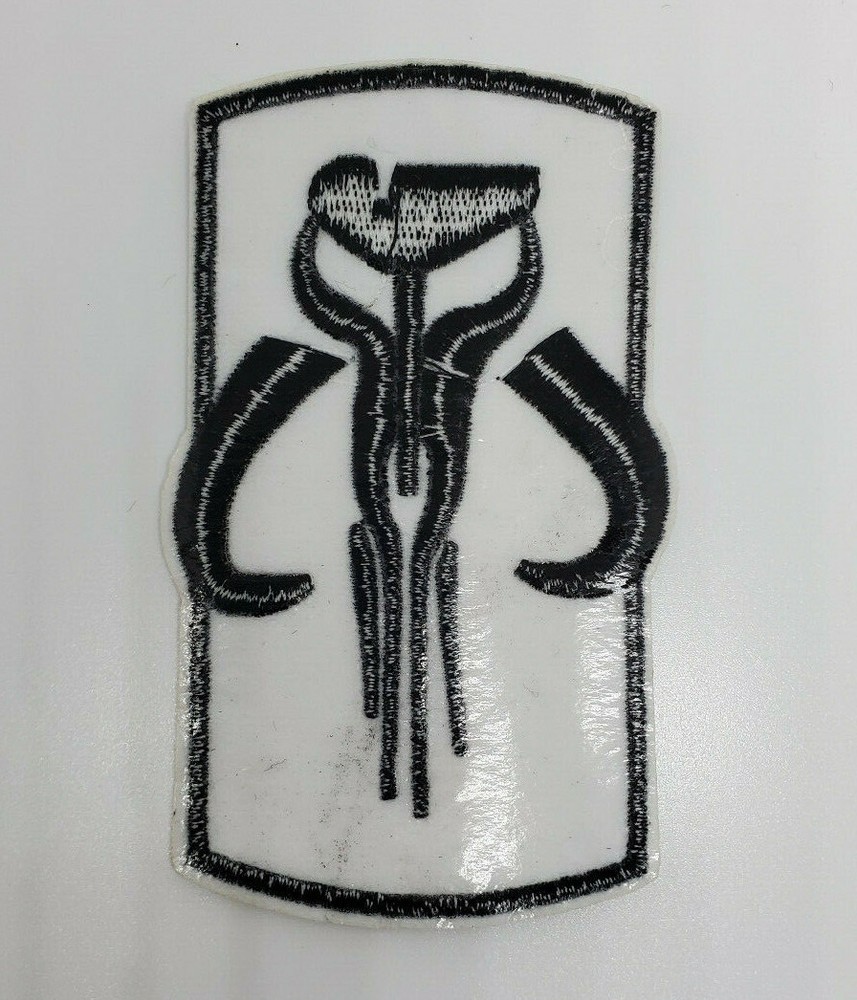 Star Wars Black & White Mandalorian Armor Crest Patch 4 inch patch