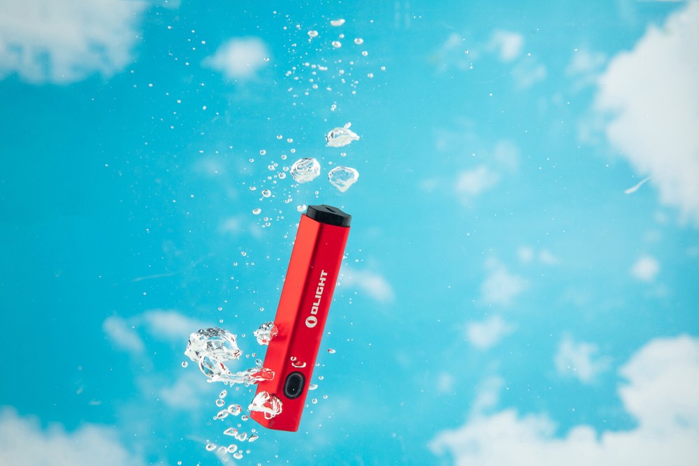 Olight Diffuse Red 700 Lumens EDC Pocket Flashlight, 6 Lighting Modes