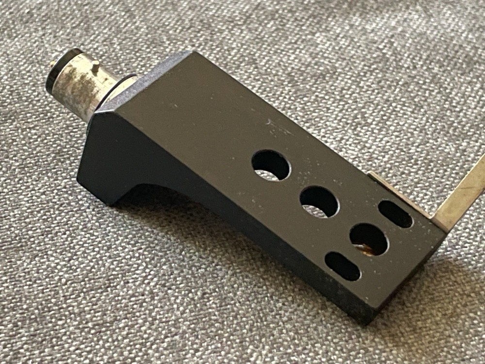 Dynavector DV-2C Headshell shell / 16.0 g For Turntable Tonearm