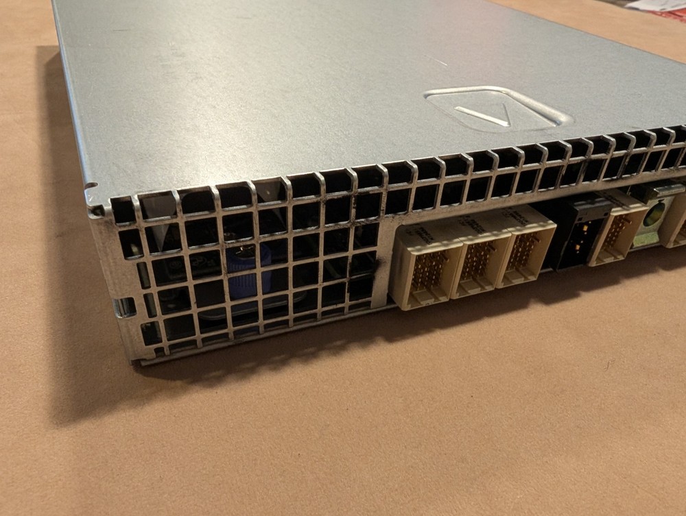 DELL POWERVAULT MD32 E02M ISCSI SAS 0770D8 4PORT RAID CONTROLLER MODULE T