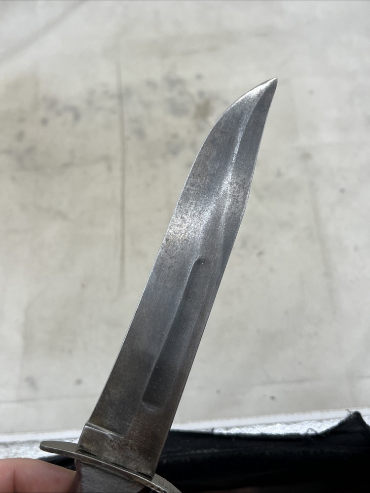 WW2 US Navy MK2 Camillus Fighting Knife (FF593