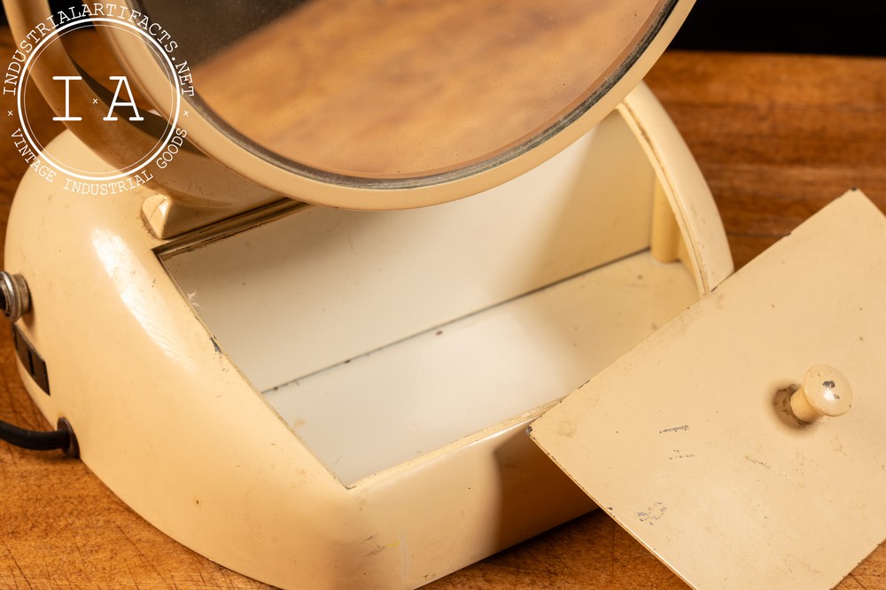 Vintage Streamline Lighted Vanity Mirror