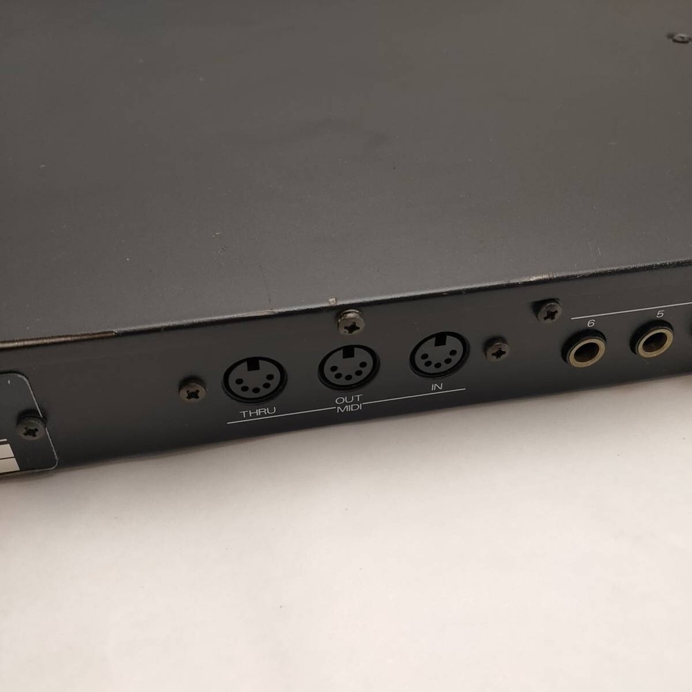 Roland D-110 Multi Timbral Sound Module Rack Mount