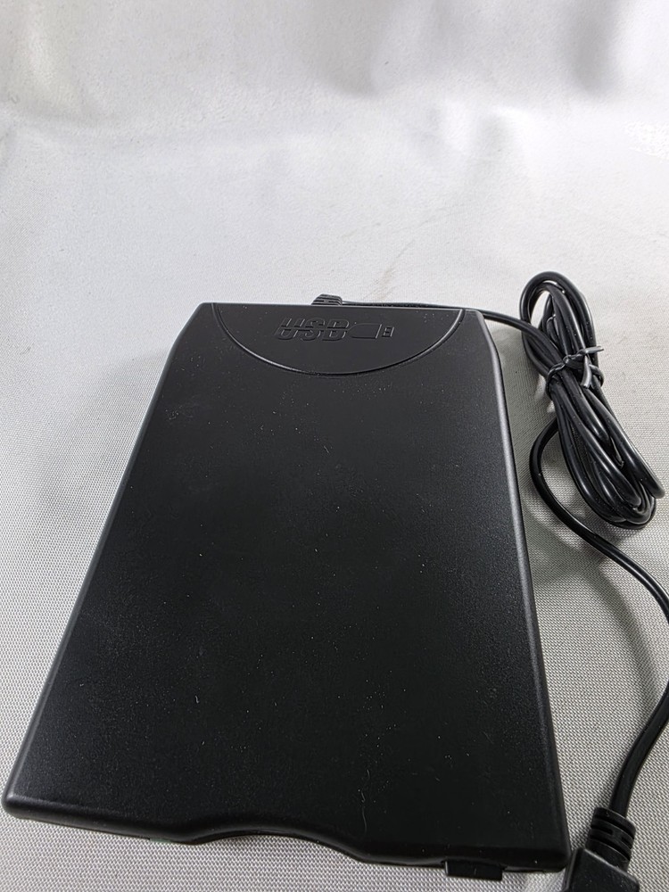 3.5" Floppy Disk Drive External Slim USB Model UP-801