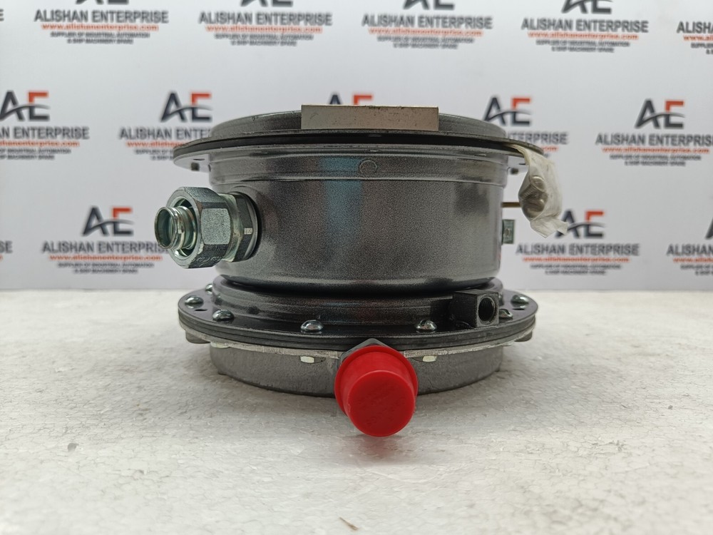 DWYER MERCOID CONTROL PRLW-3-P1 PRESSURE SWITCH