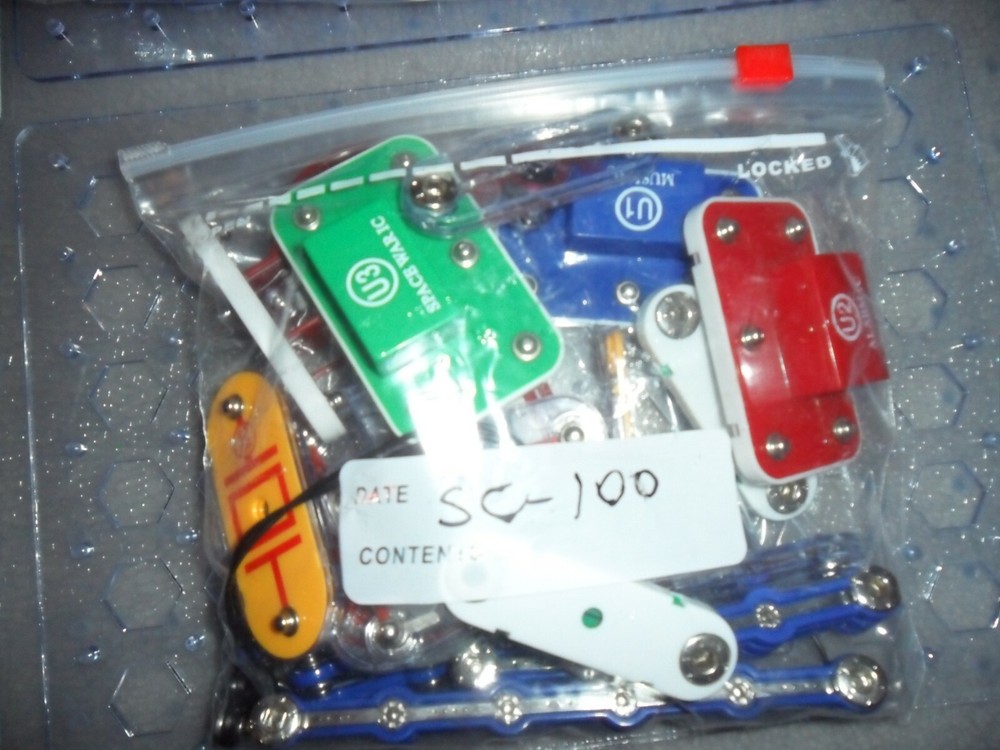 Snap Circuits Creative Kit Manual bundle Model SC-100 blocks plus 320 Projects