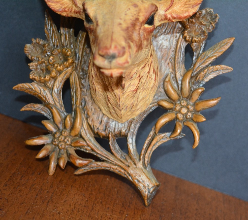 VTG Velvet Plastic Wall Hanging ELK