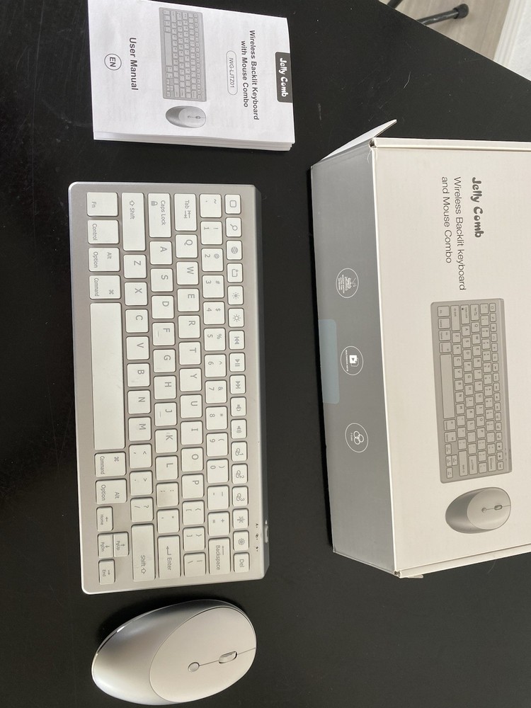 Jelly Comb Wireless Bluetooth Backlit Keyboard and Mouse Combo, White