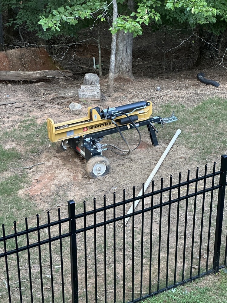 Country Line Log Splitter