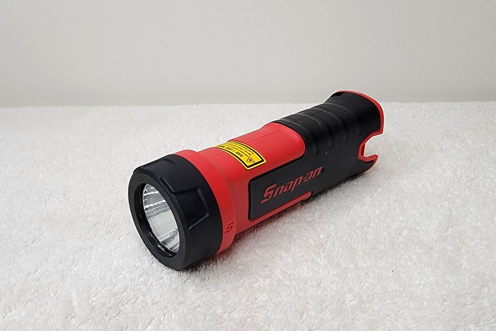 SNAP-ON TOOLS NEW 7.2V FLASHLIGHT 200 LUMEN CTLZ761 BARE TOOL NO BATTERY