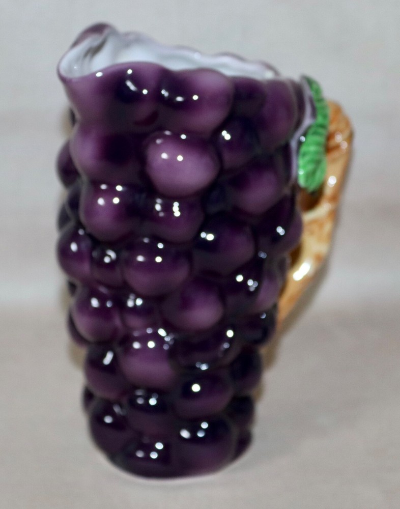 Lefton Grape Cluster Handled Pitcher #641 Red Foil Sticker 1953 - 1971