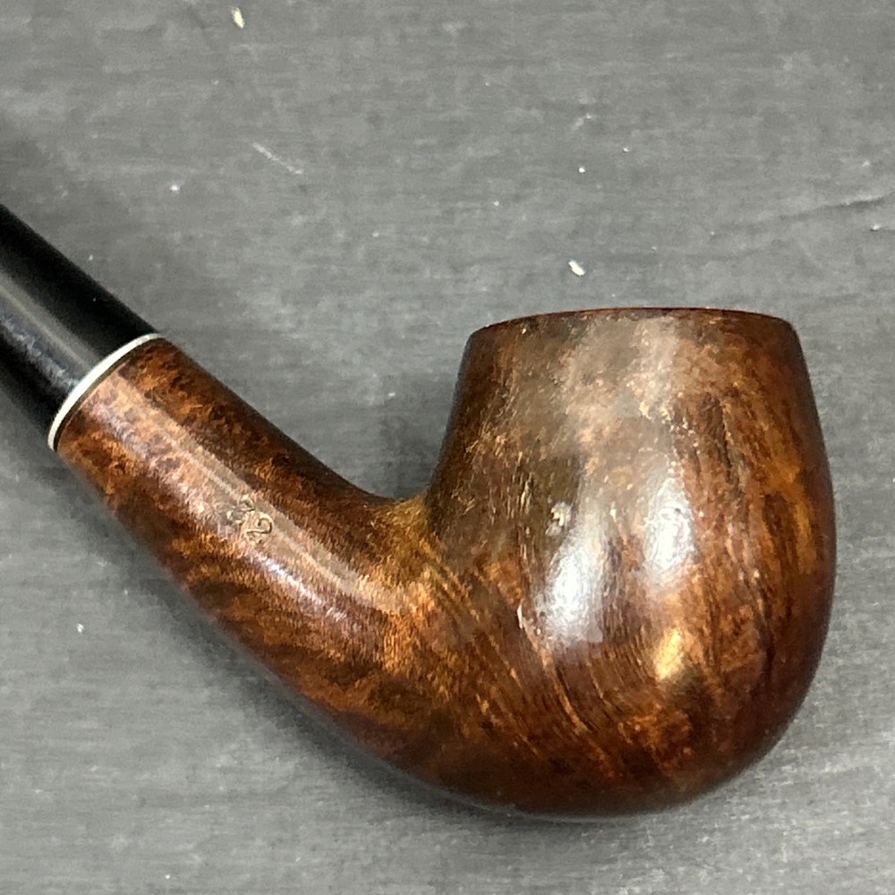 Vintage Medico Crest Briar Pipe #32