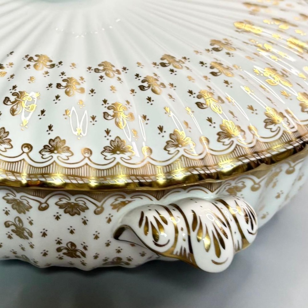 Spode Fleur de Lys Gold Covered Vegetable Serving Bowl with Lid