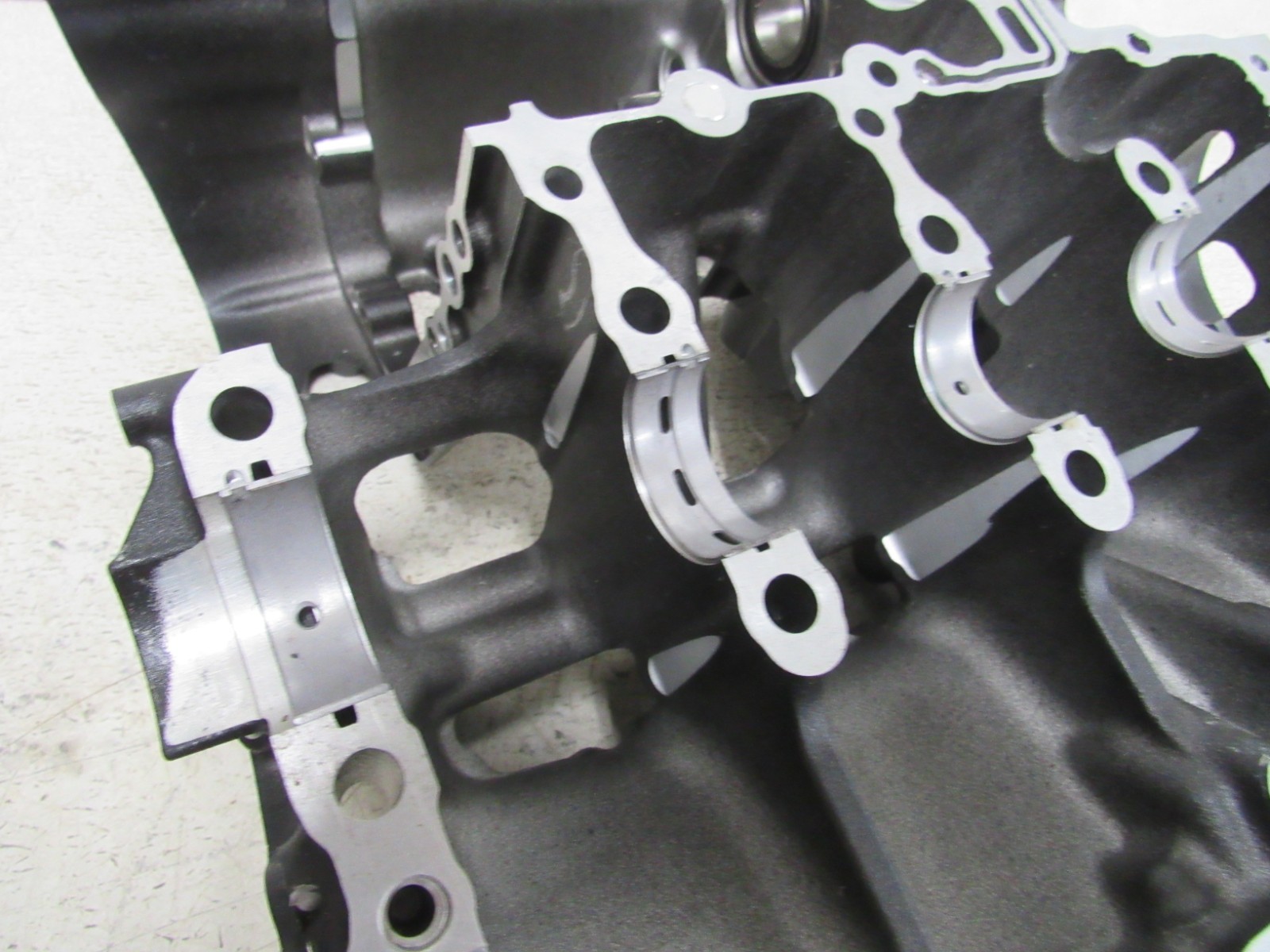 KAWASAKI NINJA ZH2 H2 ZR1000 ENGINE CASES CRANK CASE STOCK OEM #GZ27