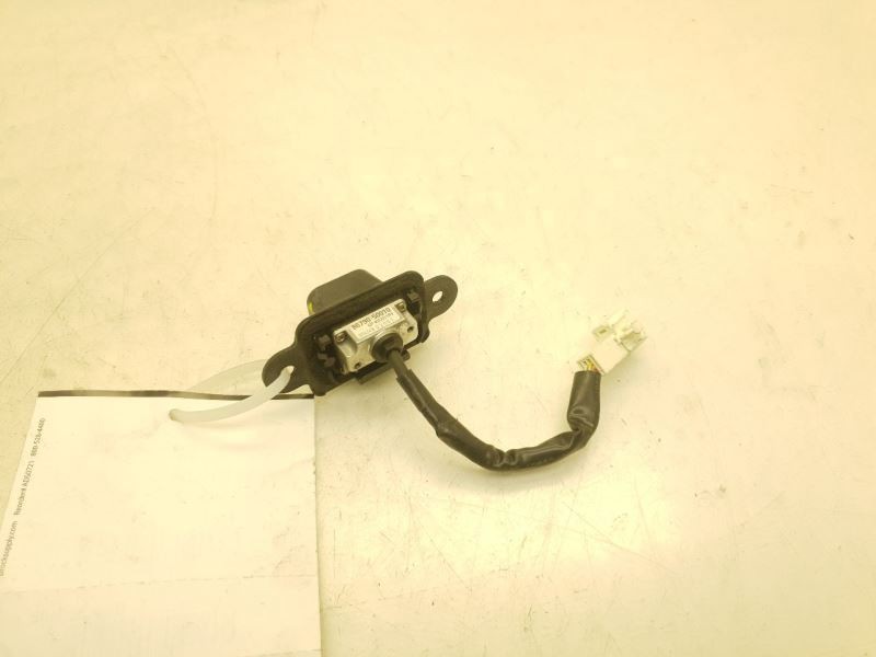 05 LEXUS LS430 REAR VIEW CAMERA DECKLID MOUNTED