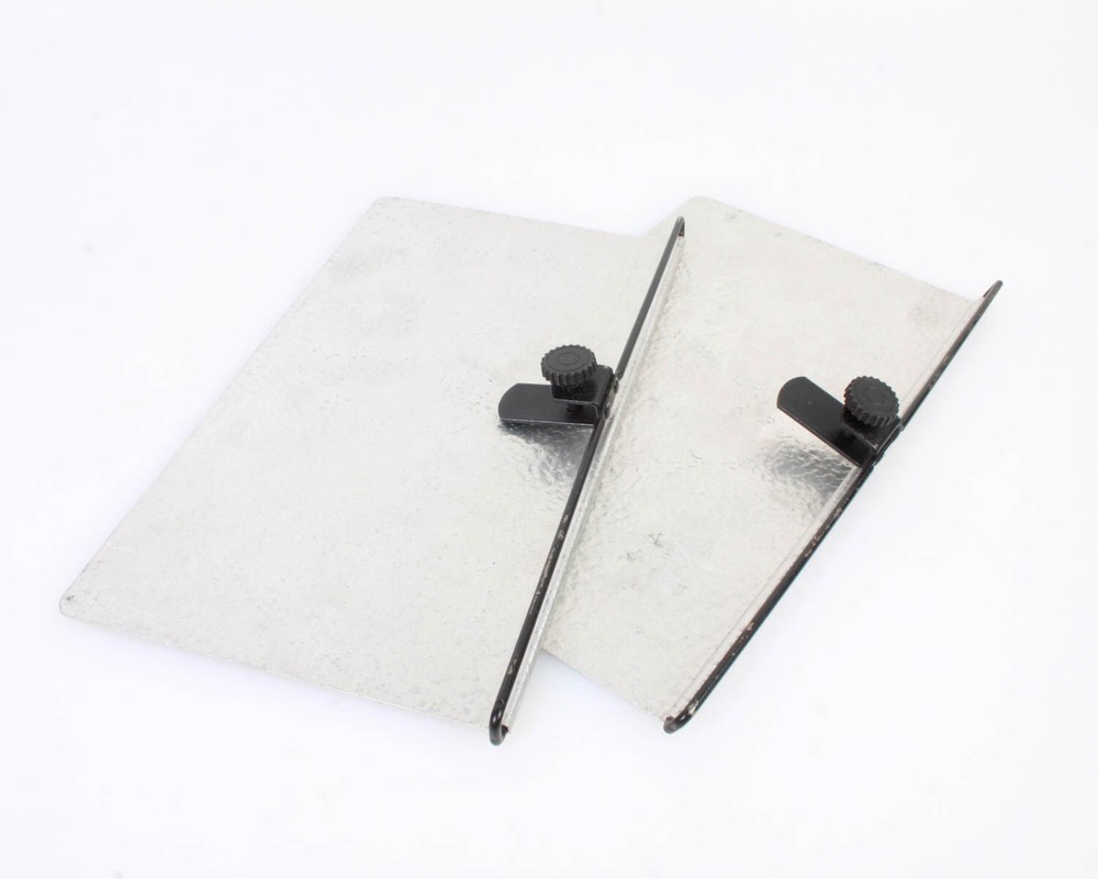 LIGHT REFLECTORS & BARN DOOR LIGHTING SET