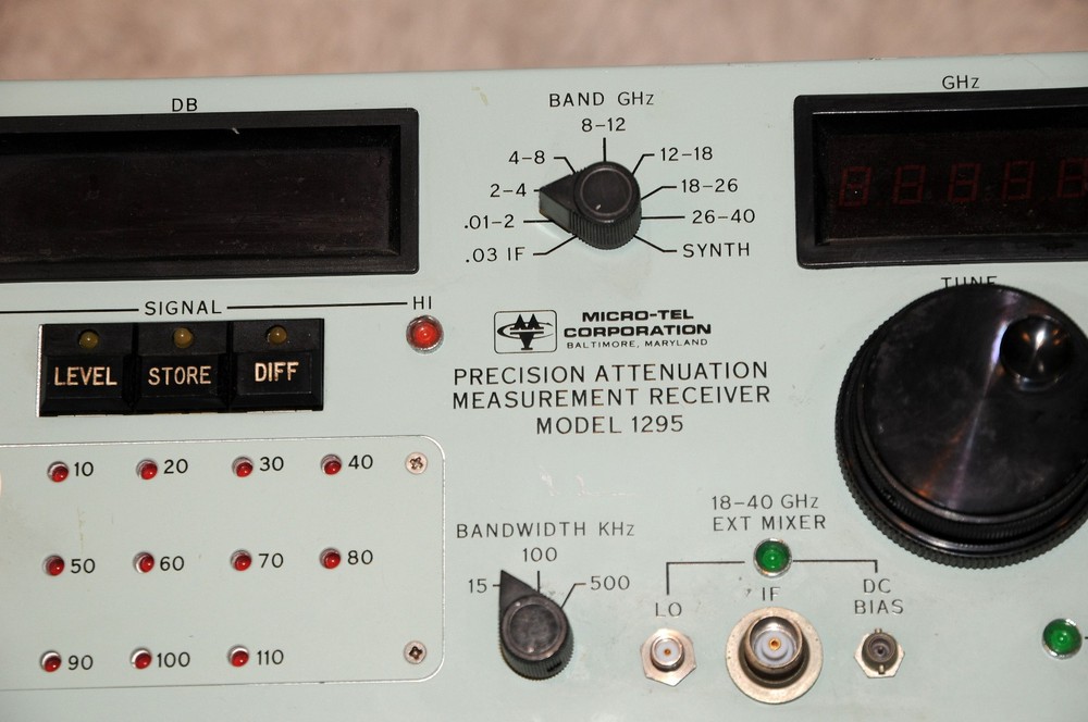 Micro-Tel Model 1295 Precision Attenuation Measurement Receiver Please Read AD